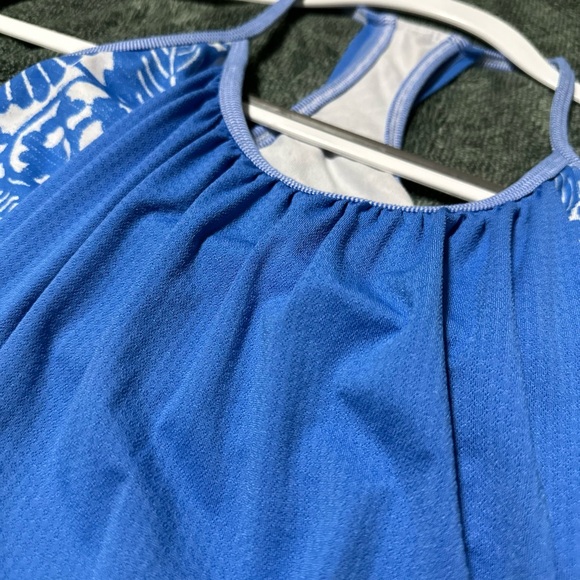 Lululemon No Limits Tank ( Size 6) - Picture 8 of 10